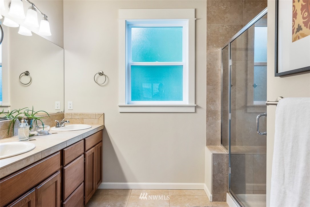 10802 Northeast 187th Street Bothell, WA 98011 - Photo 28 of 38 Gallery Image 28