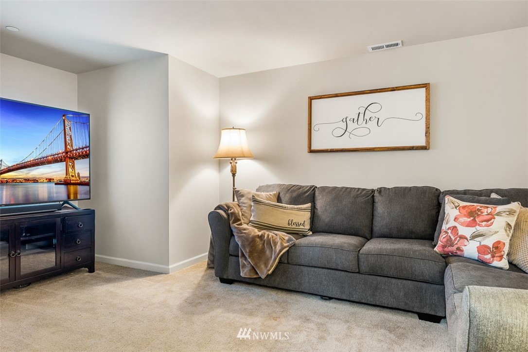 10802 Northeast 187th Street Bothell, WA 98011 - Photo 29 of 38 Gallery Image 29