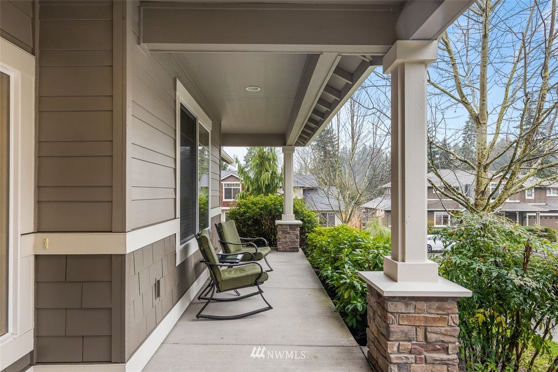 10802 Northeast 187th Street Bothell, WA 98011 - Photo 4 of 38 Gallery Image 4