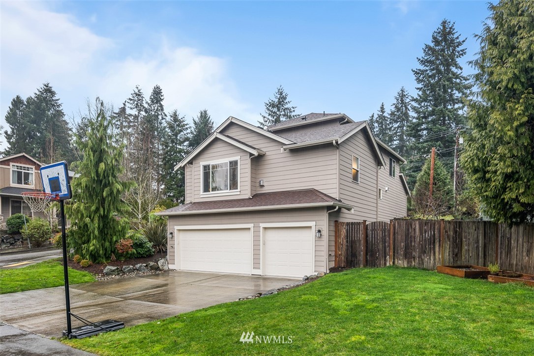 10802 Northeast 187th Street Bothell, WA 98011 - Photo 37 of 38 Gallery Image 37