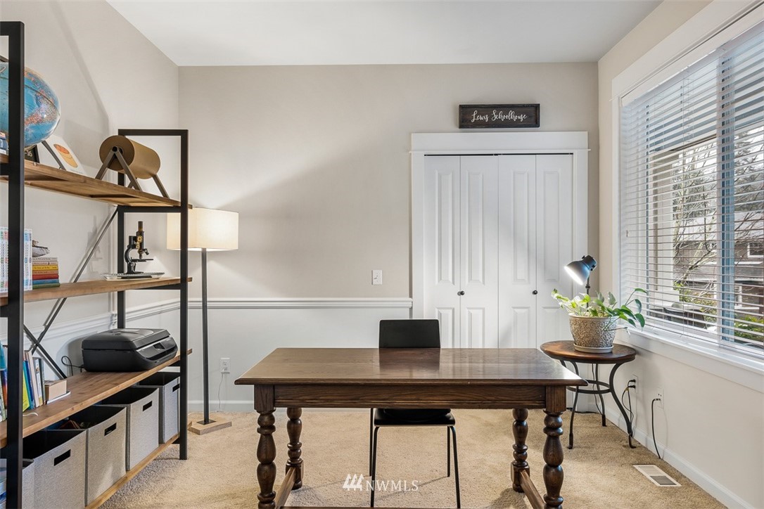 10802 Northeast 187th Street Bothell, WA 98011 - Photo 6 of 38 Gallery Image 6