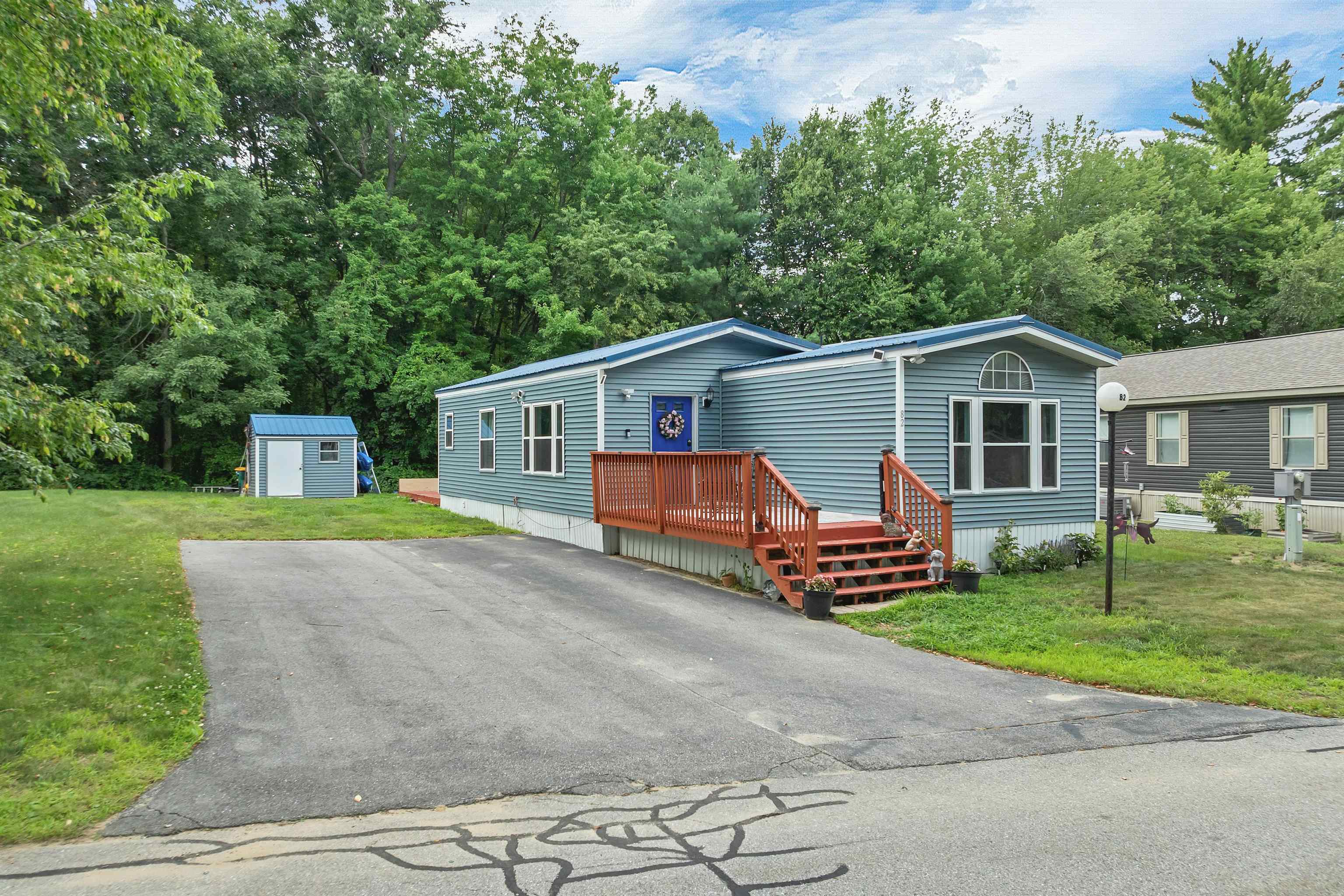 82 Gooseberry Circle Rochester, NH 03867 - Photo 2 of 40 Gallery Image 2