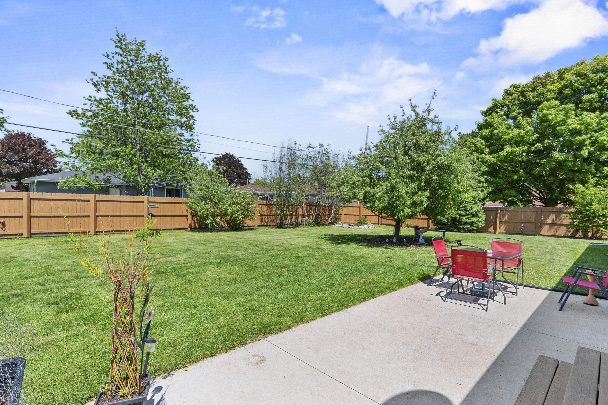 618 East Harding Drive Appleton, WI 54915 - Photo 32 of 33