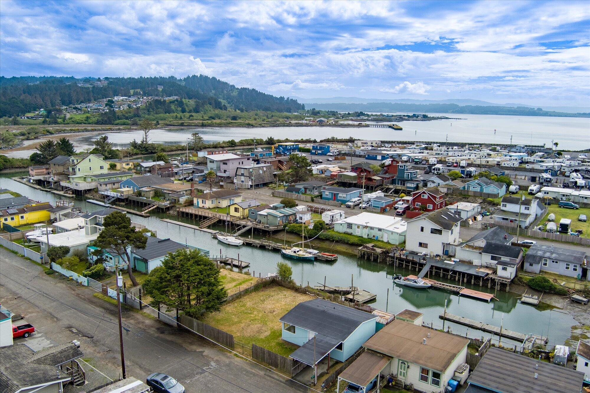 135 Cod Street Eureka, CA 95503 - Photo 4 of 39