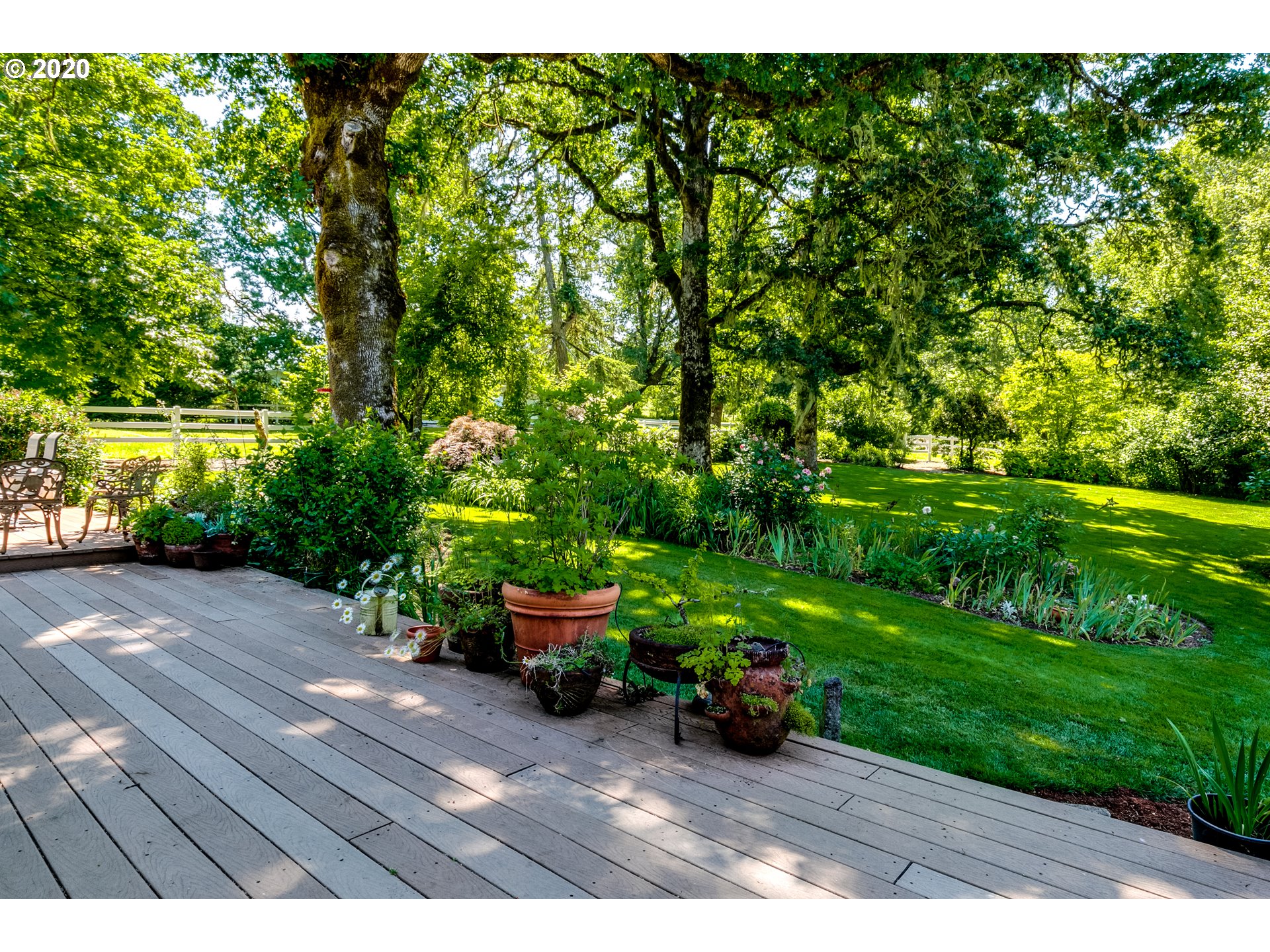 26438 Crow Road Eugene, OR 97402 - Photo 14 of 32 Gallery Image 14