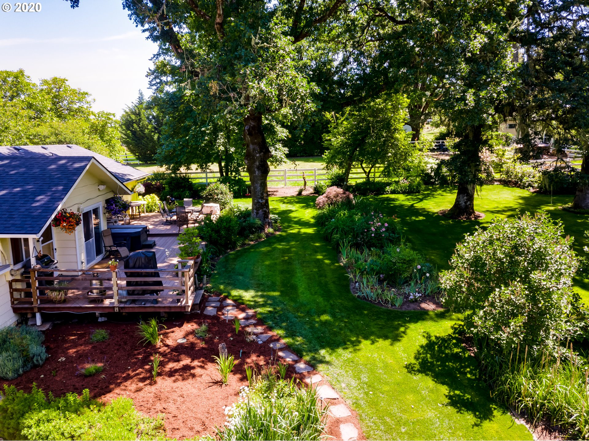 26438 Crow Road Eugene, OR 97402 - Photo 21 of 32 Gallery Image 21