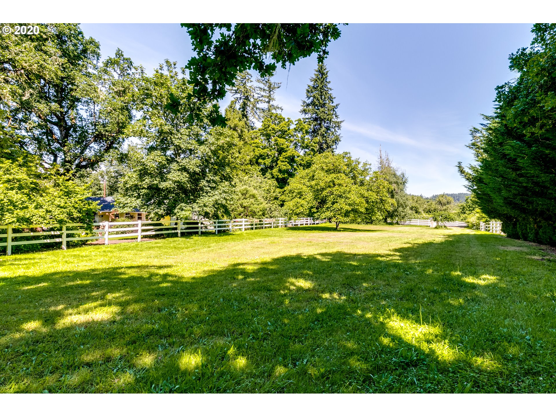 26438 Crow Road Eugene, OR 97402 - Photo 22 of 32 Gallery Image 22