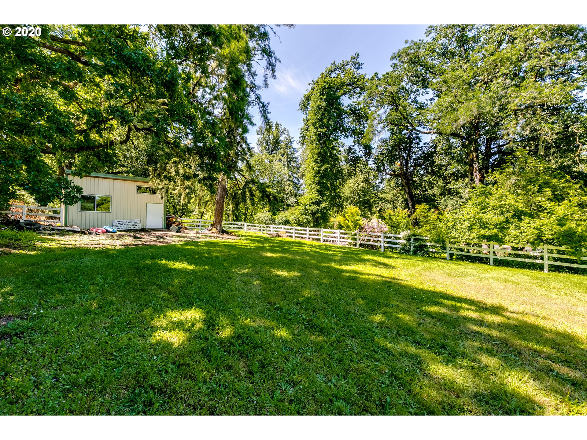 26438 Crow Road Eugene, OR 97402 - Photo 23 of 32 Gallery Image 23