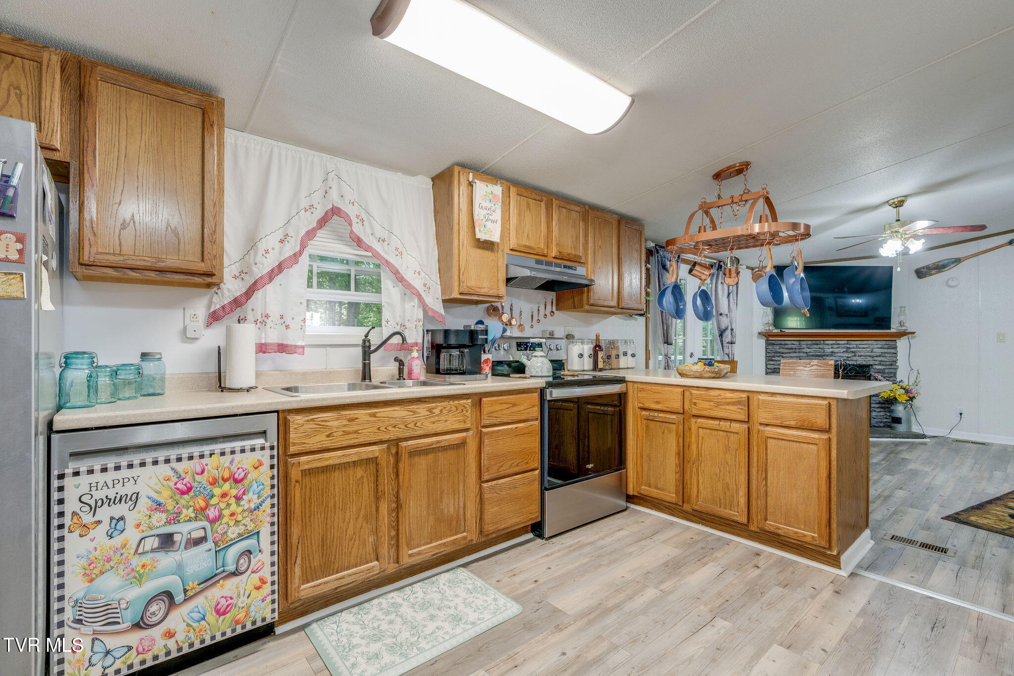 1285 Frank Roberts Road Afton, TN 37616 - Photo 12 of 34 010