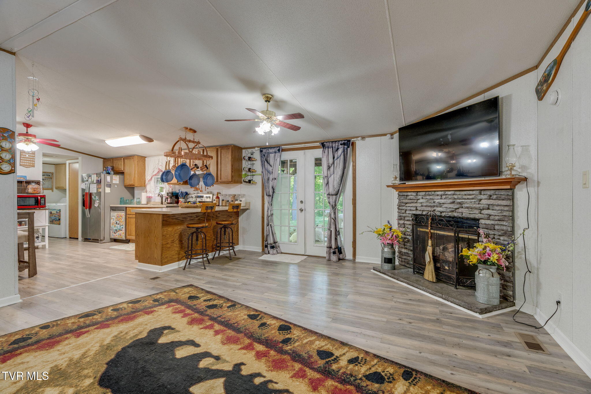 1285 Frank Roberts Road Afton, TN 37616 - Photo 9 of 34 007