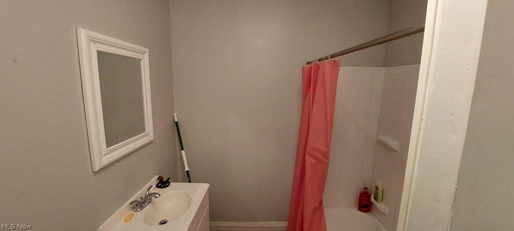2135 Coventry Road Cleveland Heights, OH 44118 - Photo 10 of 35 Gallery Image 10