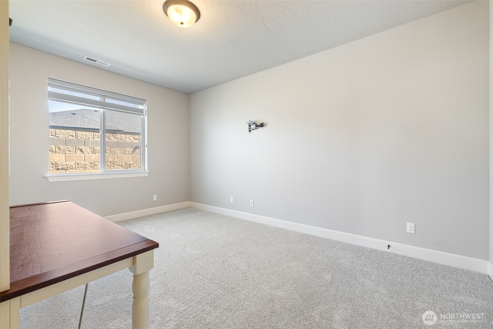 6631 Collins Road West Richland, WA 99353 - Photo 16 of 40