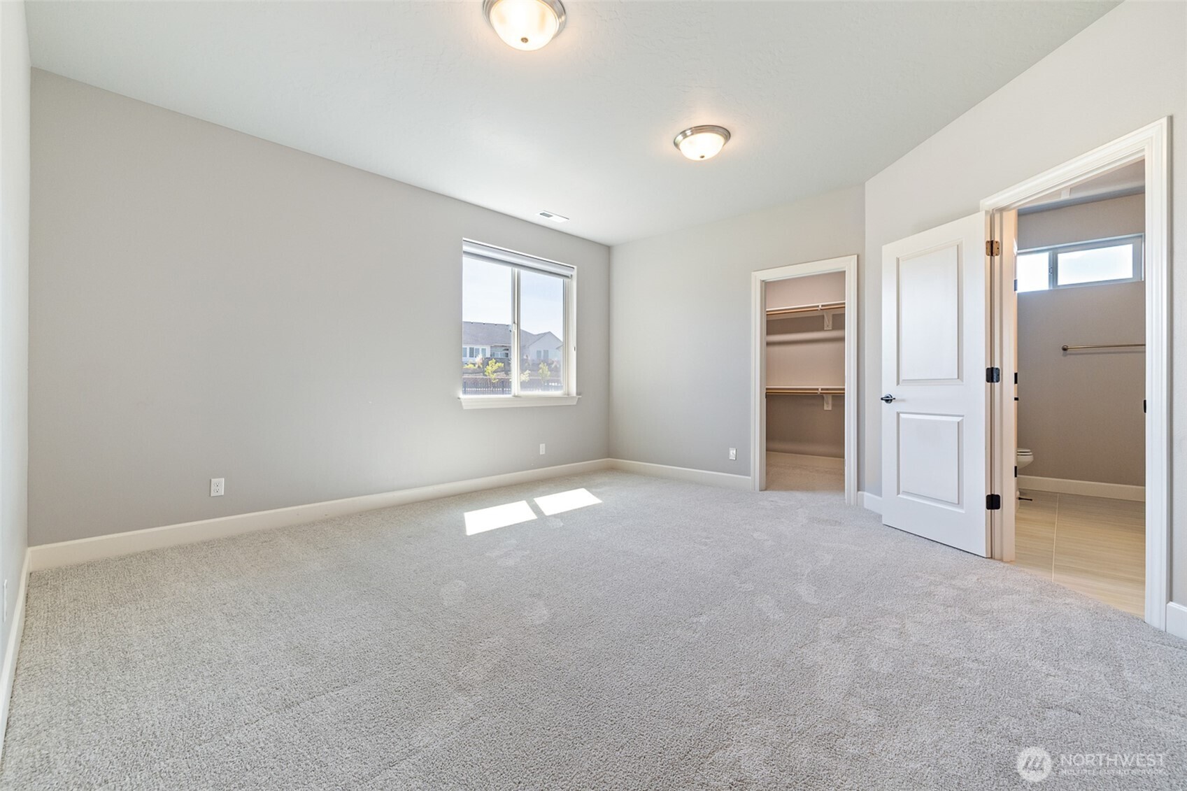 6631 Collins Road West Richland, WA 99353 - Photo 4 of 40