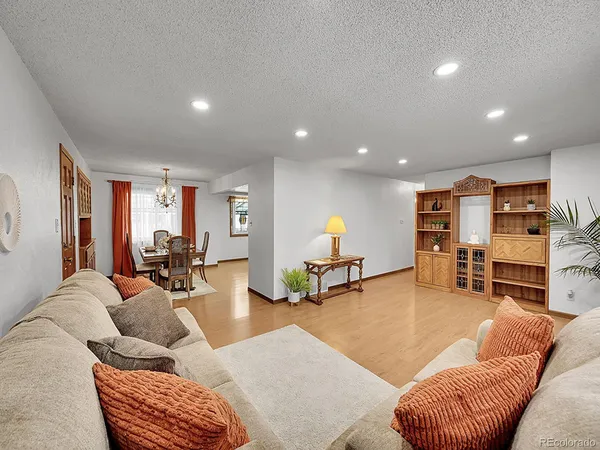 $665,000 | 6769 West 70th Avenue, Arvada, CO 80003