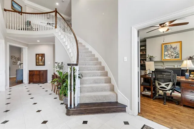 a view of entryway and hall