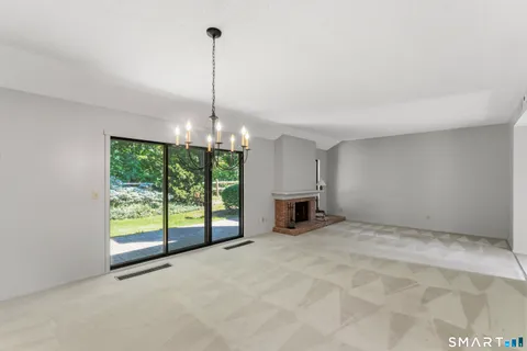 $275,000 | 471 Heritage Village, Unit B, Southbury, CT 06488