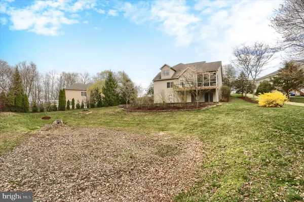 $615,000 | 1720 Sawyer Lane, Mechanicsburg, PA 17050