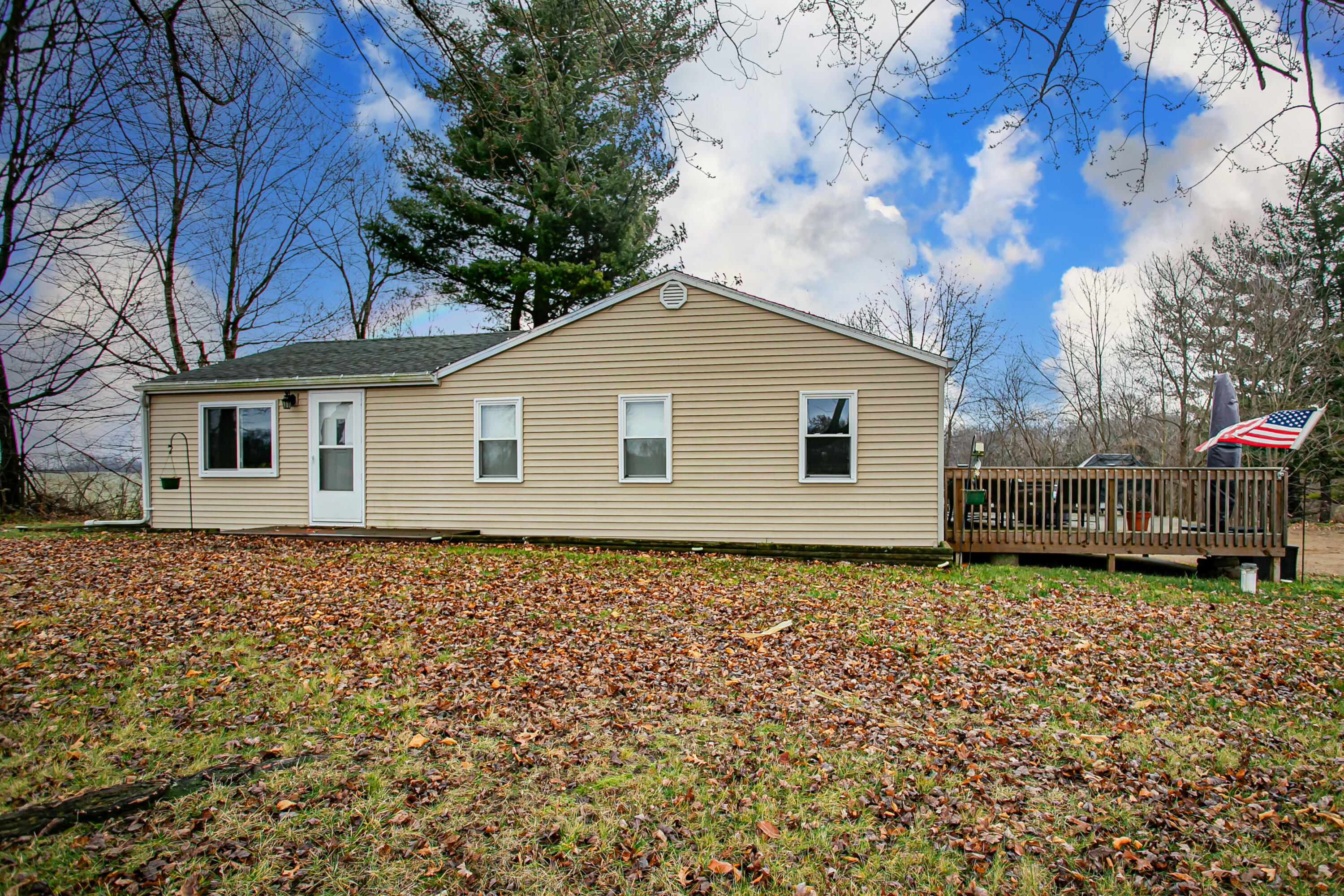 5330 North Gibbs Road Albion, MI 49224 - Photo 2 of 19 IMG_4808copy