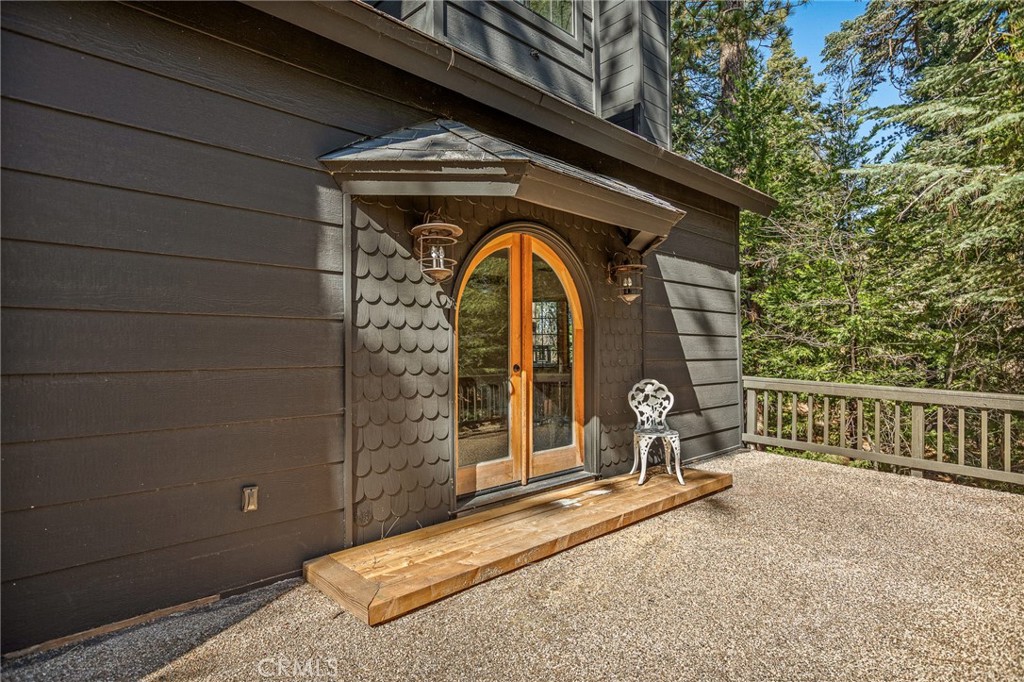 504 Millburn Road Lake Arrowhead, CA 92352 - Photo 17 of 63