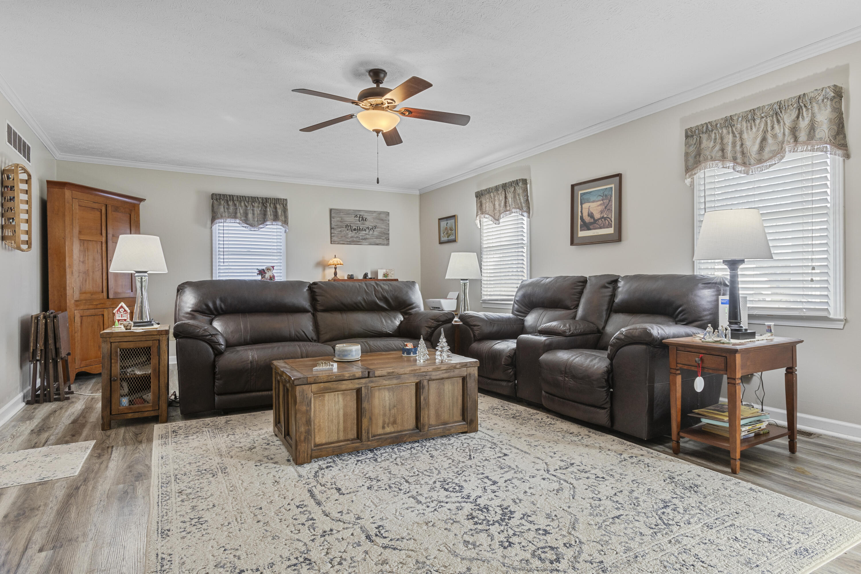 1160 Powell Taylor Road Lawrenceburg, KY 40342 - Photo 4 of 32 I82A6979