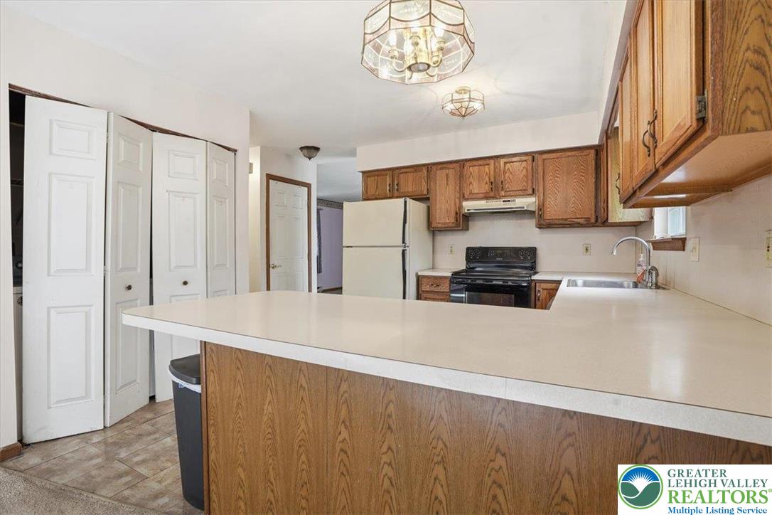 2144 Hill Road Effort, PA 18330 - Photo 20 of 78