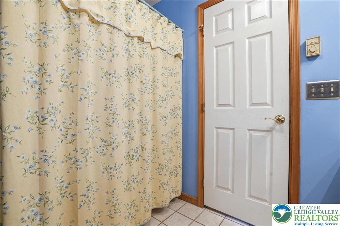 2144 Hill Road Effort, PA 18330 - Photo 46 of 78