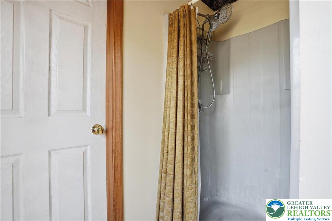 2144 Hill Road Effort, PA 18330 - Photo 47 of 78