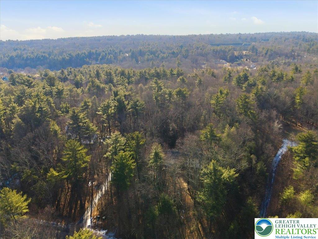 2144 Hill Road Effort, PA 18330 - Photo 76 of 78