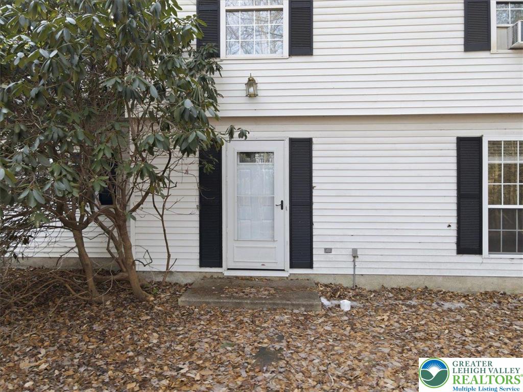 2144 Hill Road Effort, PA 18330 - Photo 9 of 78