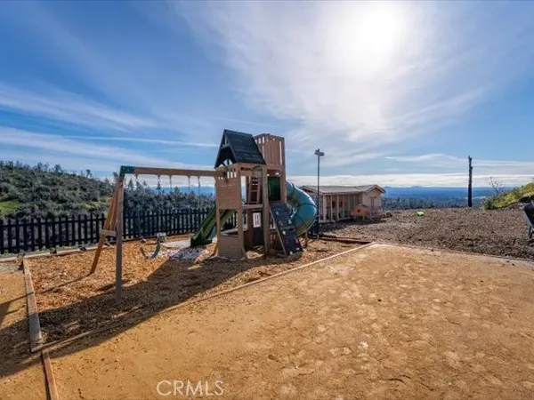$380,000 | 14091 Highview Trail, Redding, CA 96003