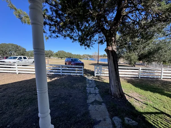 $5,500 | 5008 East Blaschke Road, Schulenburg, TX 78956