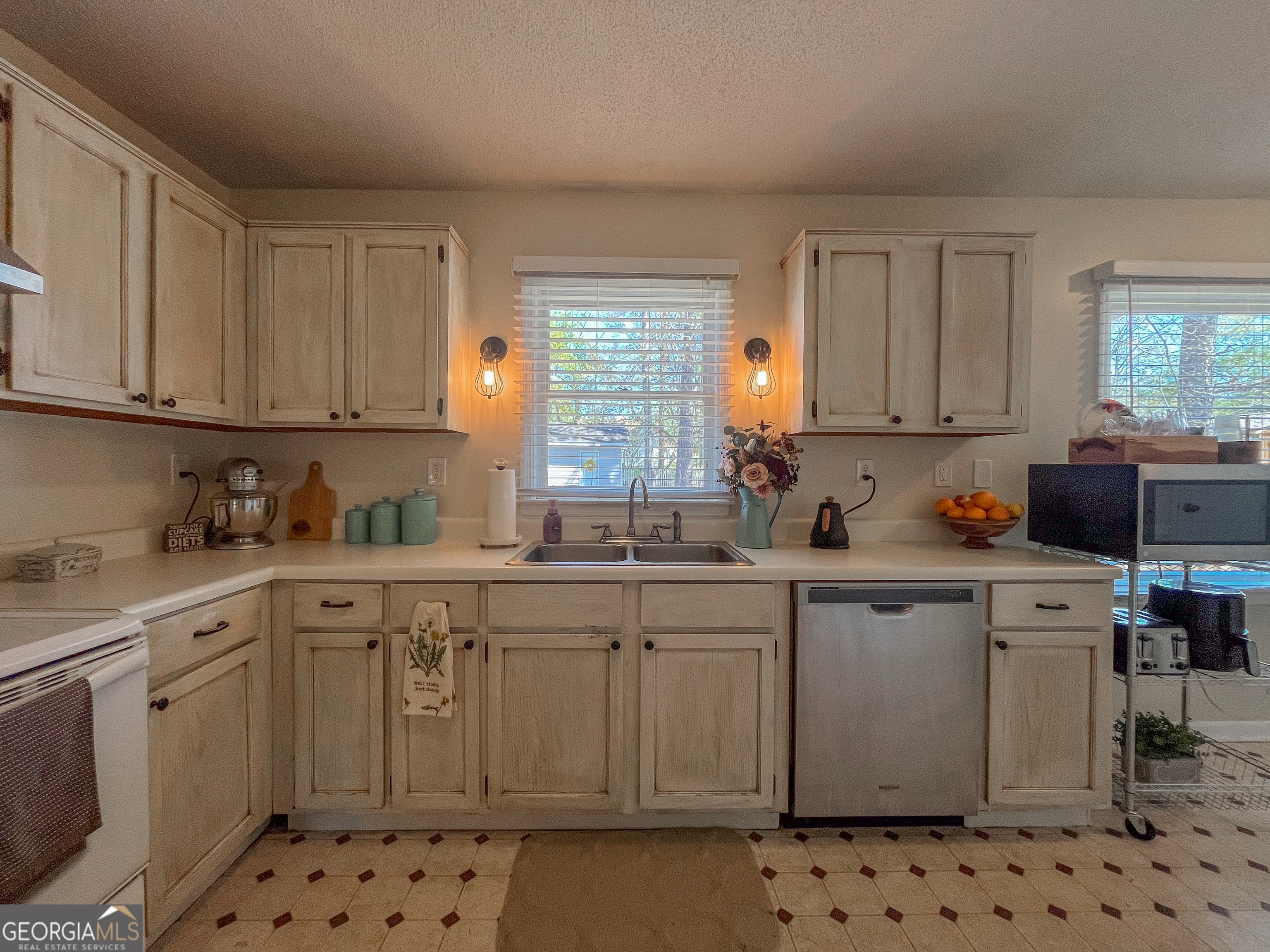 100 Hummingbird Drive Dublin, GA 31021 - Photo 16 of 41