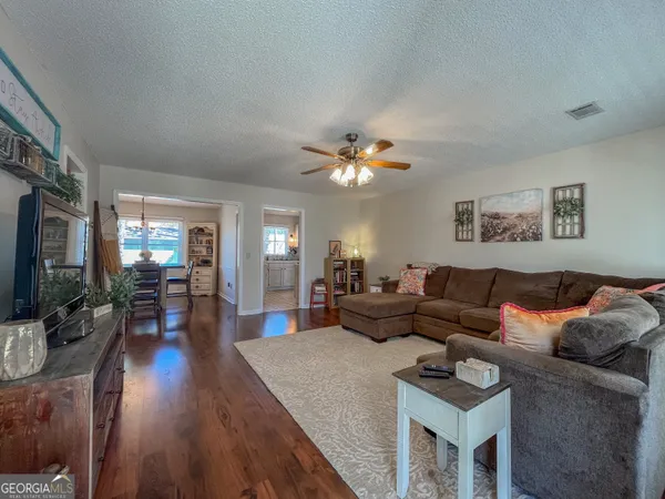 $225,000 | 100 Hummingbird Drive, Dublin, GA 31021
