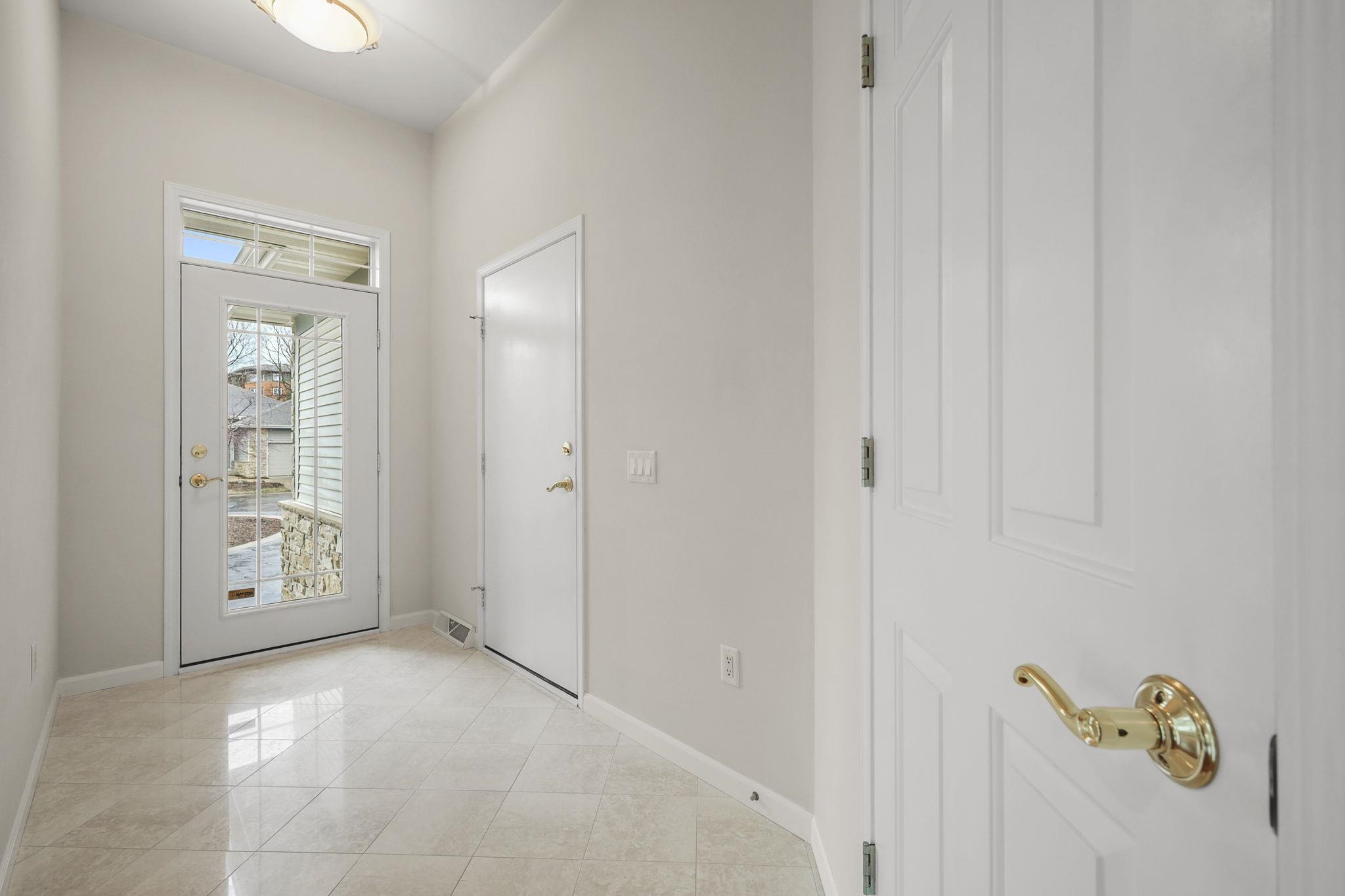 3216 Conservancy Lane Middleton, WI 53562 - Photo 3 of 47