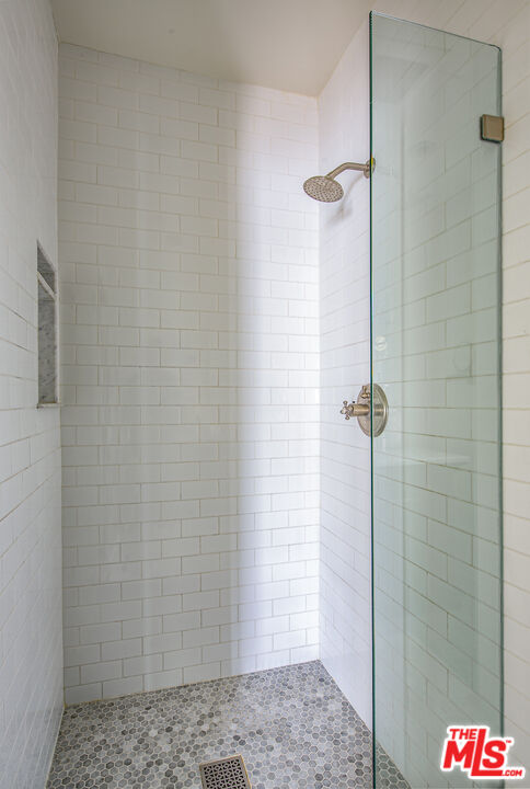 2124 Ridgeview Avenue Los Angeles, CA 90041 - Photo 18 of 33 a bathroom with a shower