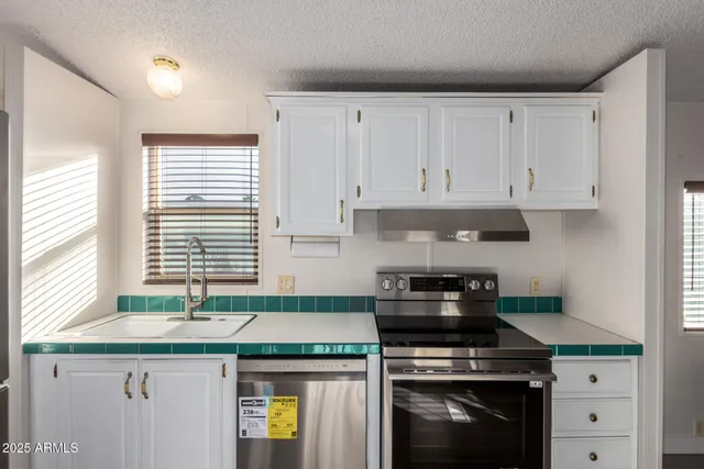 $75,000 | 19401 North 7th Street, Unit 25, Phoenix, AZ 85024