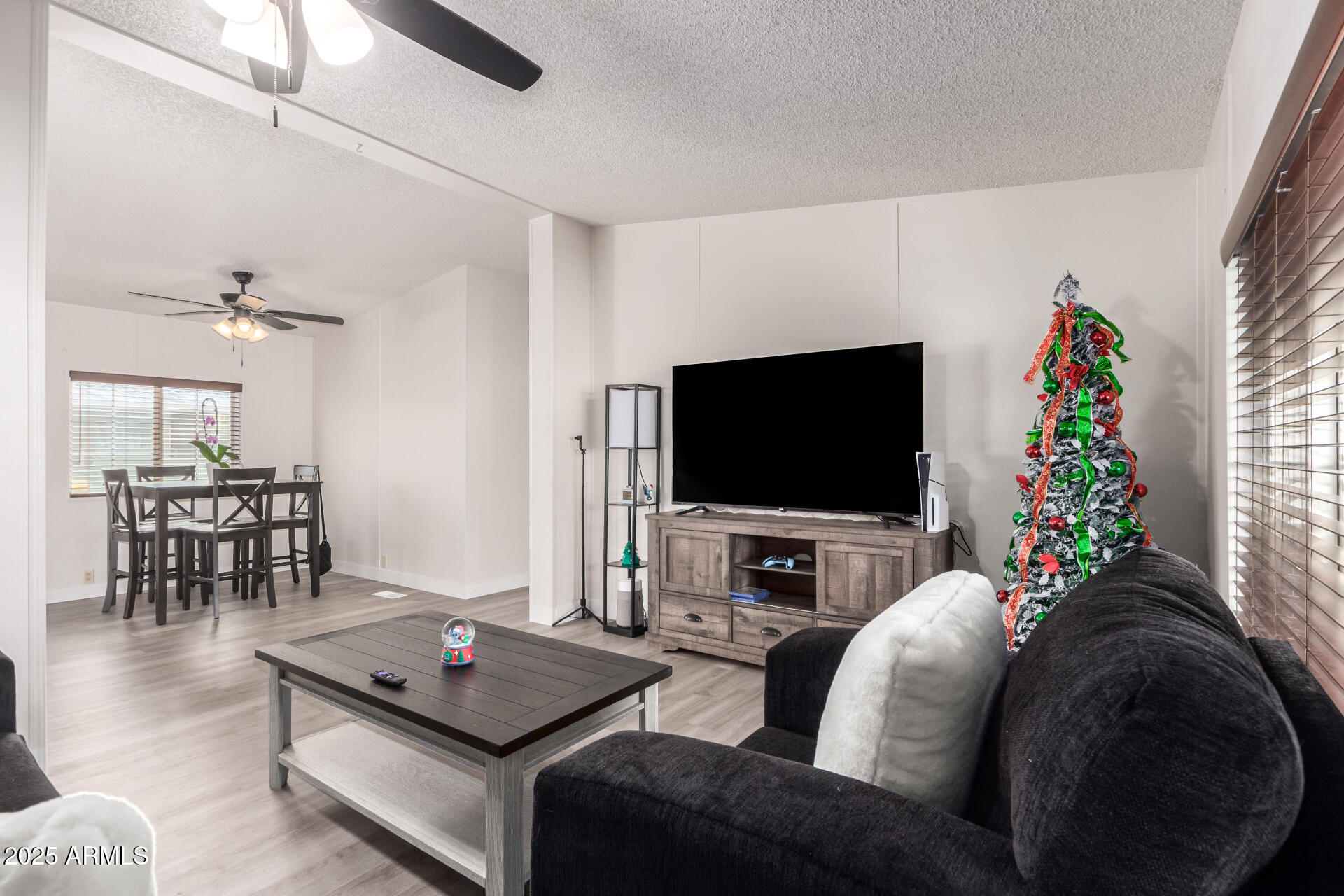 19401 North 7th Street, Unit 25 Phoenix, AZ 85024 - Photo 6 of 36 06 - 7th