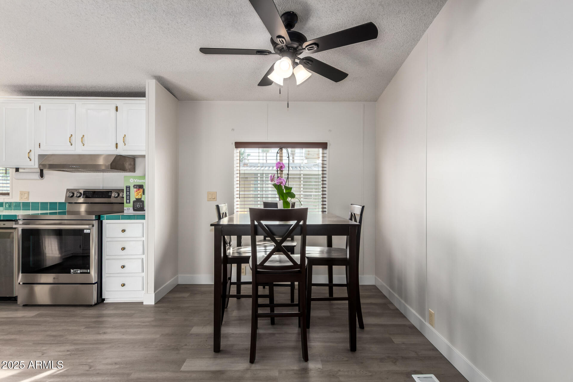 19401 North 7th Street, Unit 25 Phoenix, AZ 85024 - Photo 8 of 36 08 - 7th