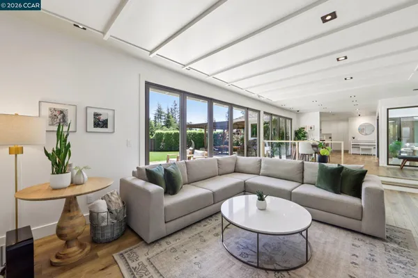 $2,495,000 | 29 Winslow Place, Moraga, CA 94556