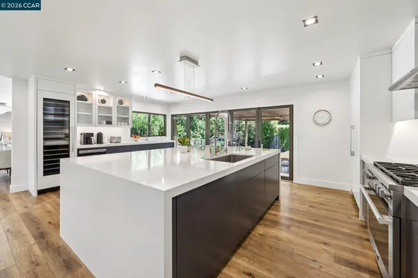 $2,495,000 | 29 Winslow Place, Moraga, CA 94556
