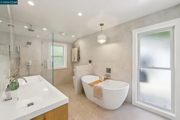 $2,495,000 | 29 Winslow Place, Moraga, CA 94556