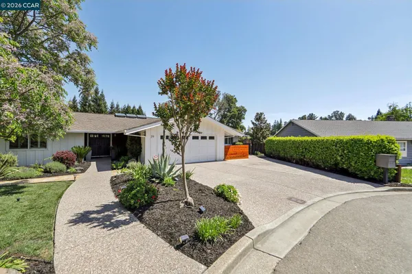 $2,495,000 | 29 Winslow Place, Moraga, CA 94556