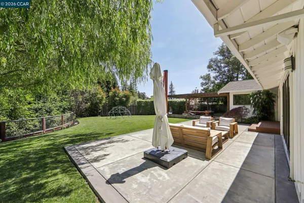 $2,495,000 | 29 Winslow Place, Moraga, CA 94556