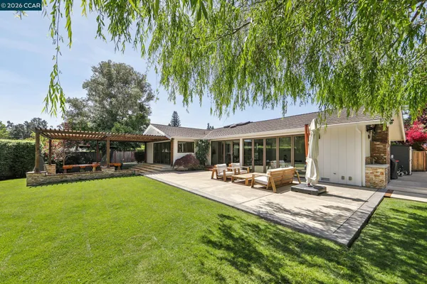 $2,495,000 | 29 Winslow Place, Moraga, CA 94556