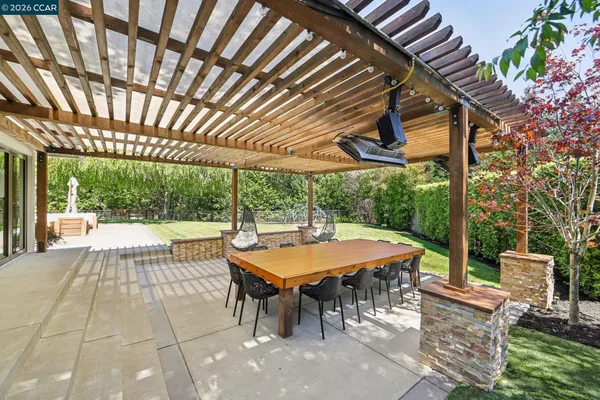 $2,495,000 | 29 Winslow Place, Moraga, CA 94556