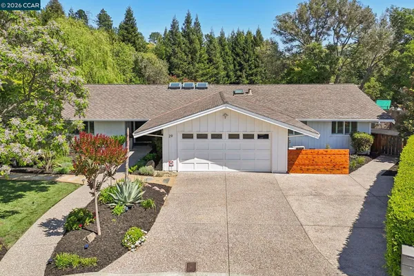 $2,495,000 | 29 Winslow Place, Moraga, CA 94556