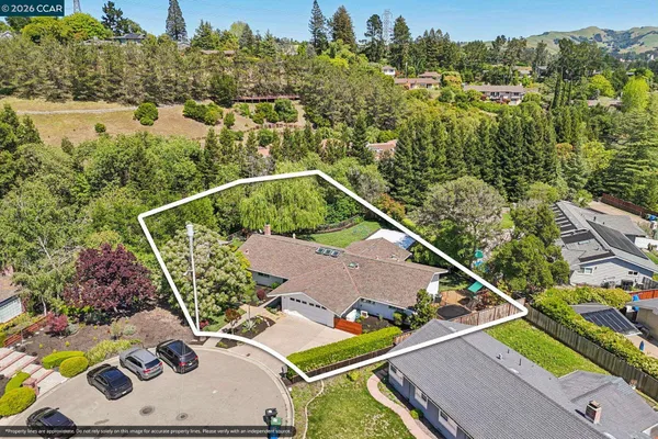 $2,495,000 | 29 Winslow Place, Moraga, CA 94556