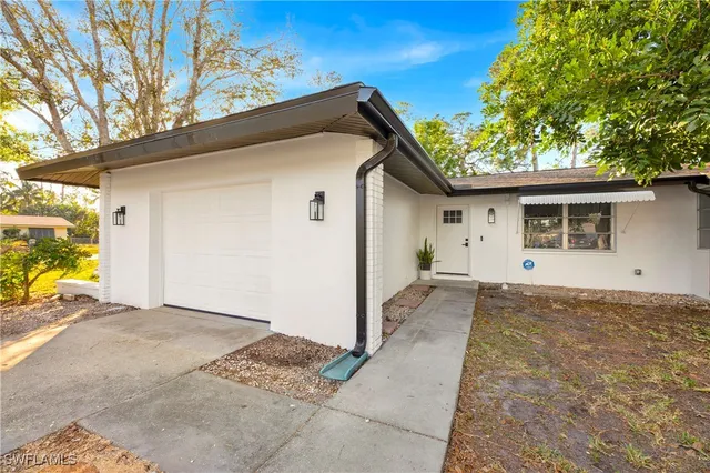 a view of a house with a outdoor space