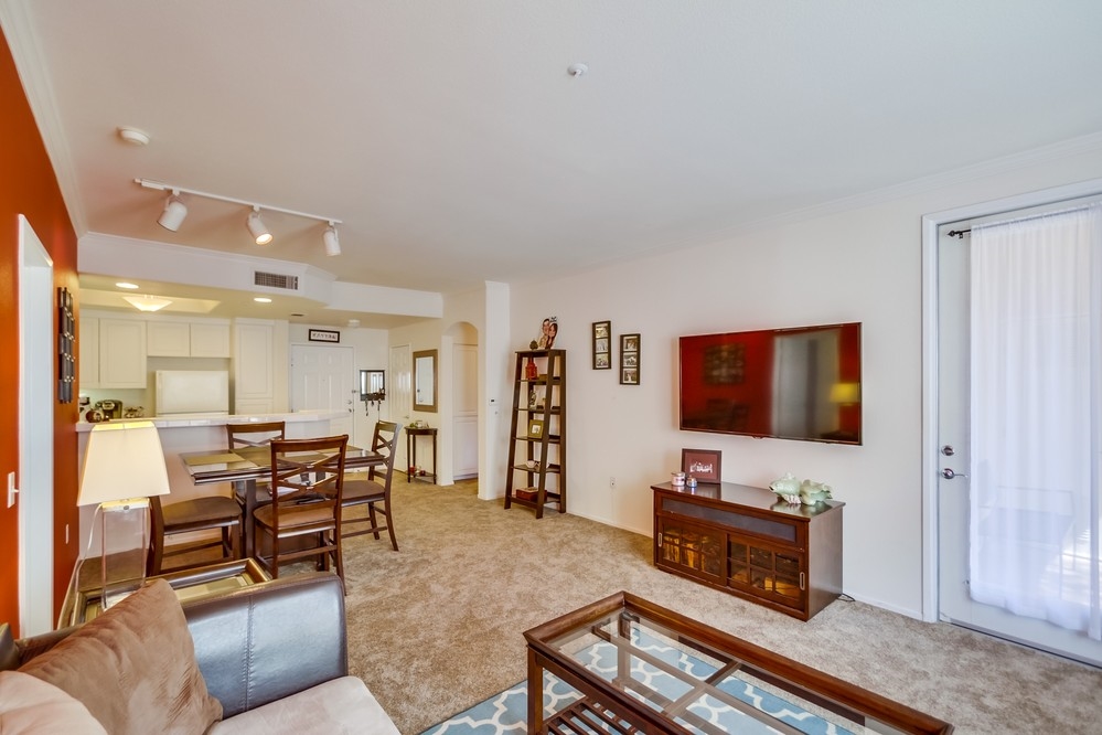 9237 Regents Road, Unit K326 La Jolla, CA 92037 - Photo 8 of 25