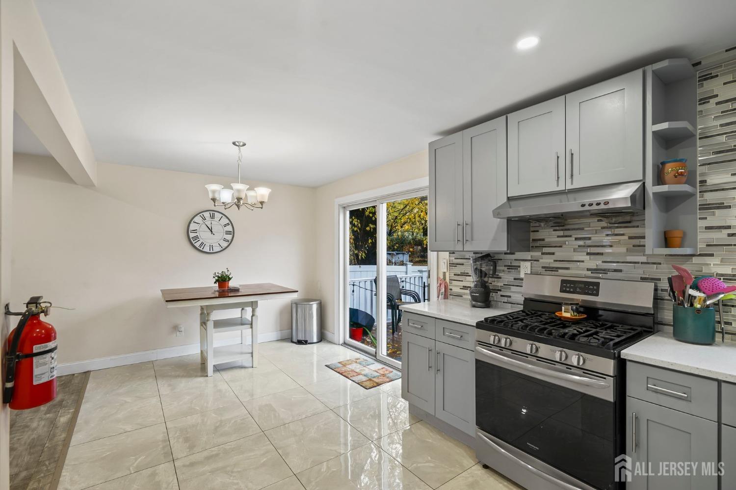 13 Smalley Road Edison, NJ 08817 - Photo 11 of 31 Gallery Image 11